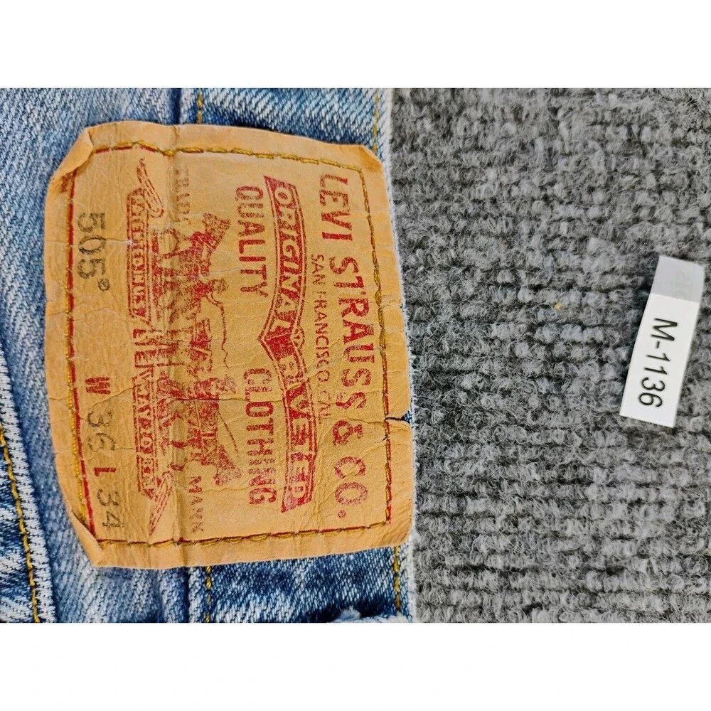 Vintage Levi's 505 Regular Fit Jeans Mens 36x34 Light Wash Straight Leg USA